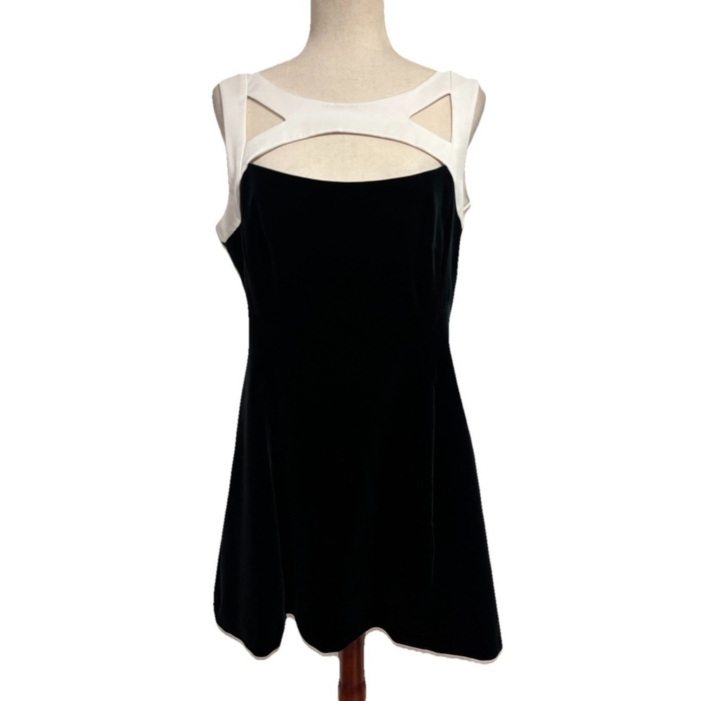 Karen Millen Elegant Velvet Black White Elegant Occasion Dress Women's Size 12